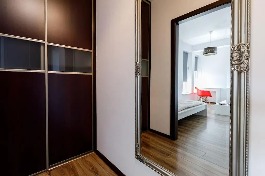 ורוצלב Сlose-Urban Chic - Great Location - 2 Bedrooms& Legnicka דירה